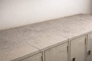 ロッカー上のホコリ